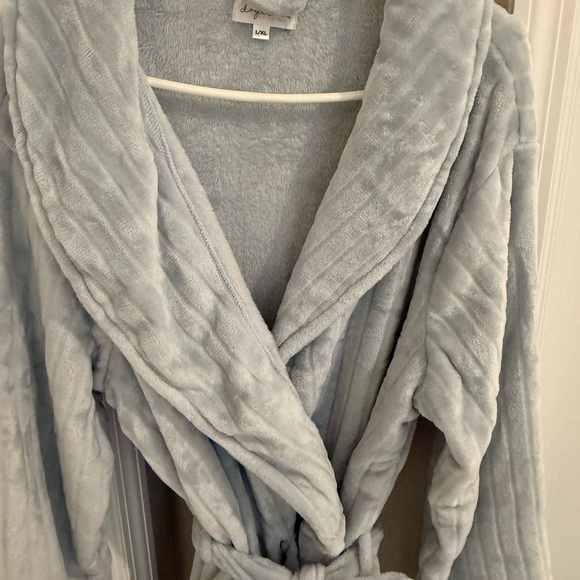 Light Blue Plush Robe - Picture 2 of 5